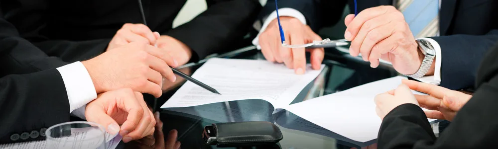 Корпоративное право 1 Корпоративное право, руки людей решающих спор